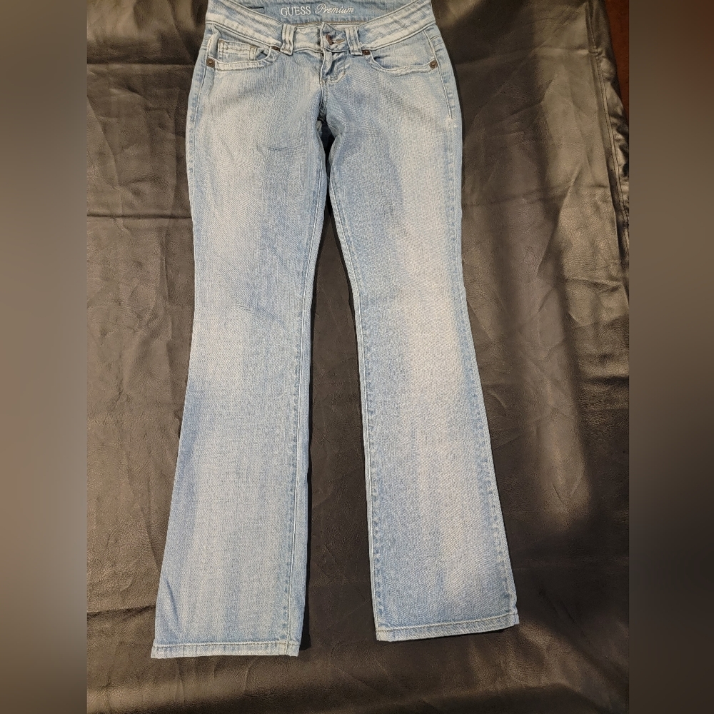 Guess Premium jeans size 27 light wash bootcut